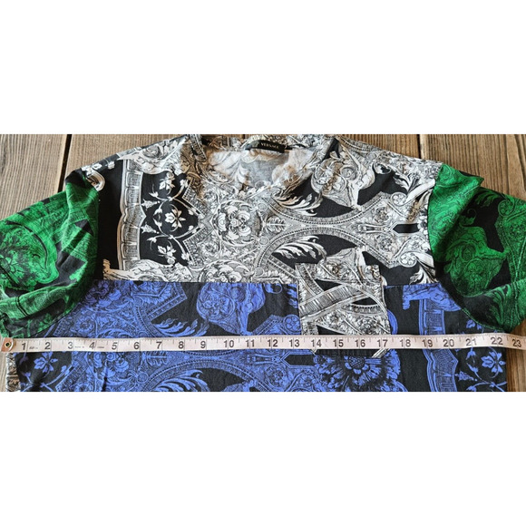 Versace Shirt Mens Medium Black Purple Green Baroque Printed Cotton Pocket Tee - Picture 8 of 9